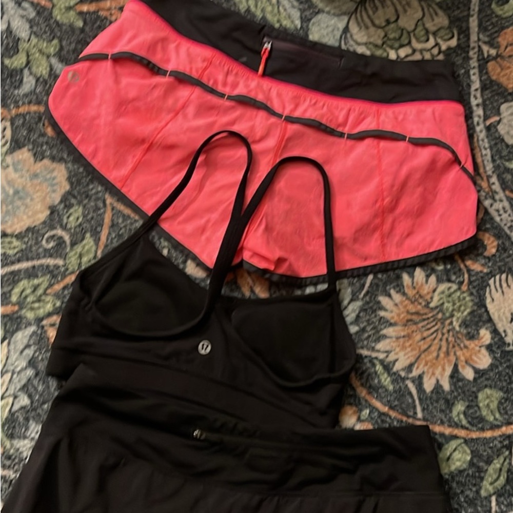 Lululemon Athletica Black and Pink Skort
